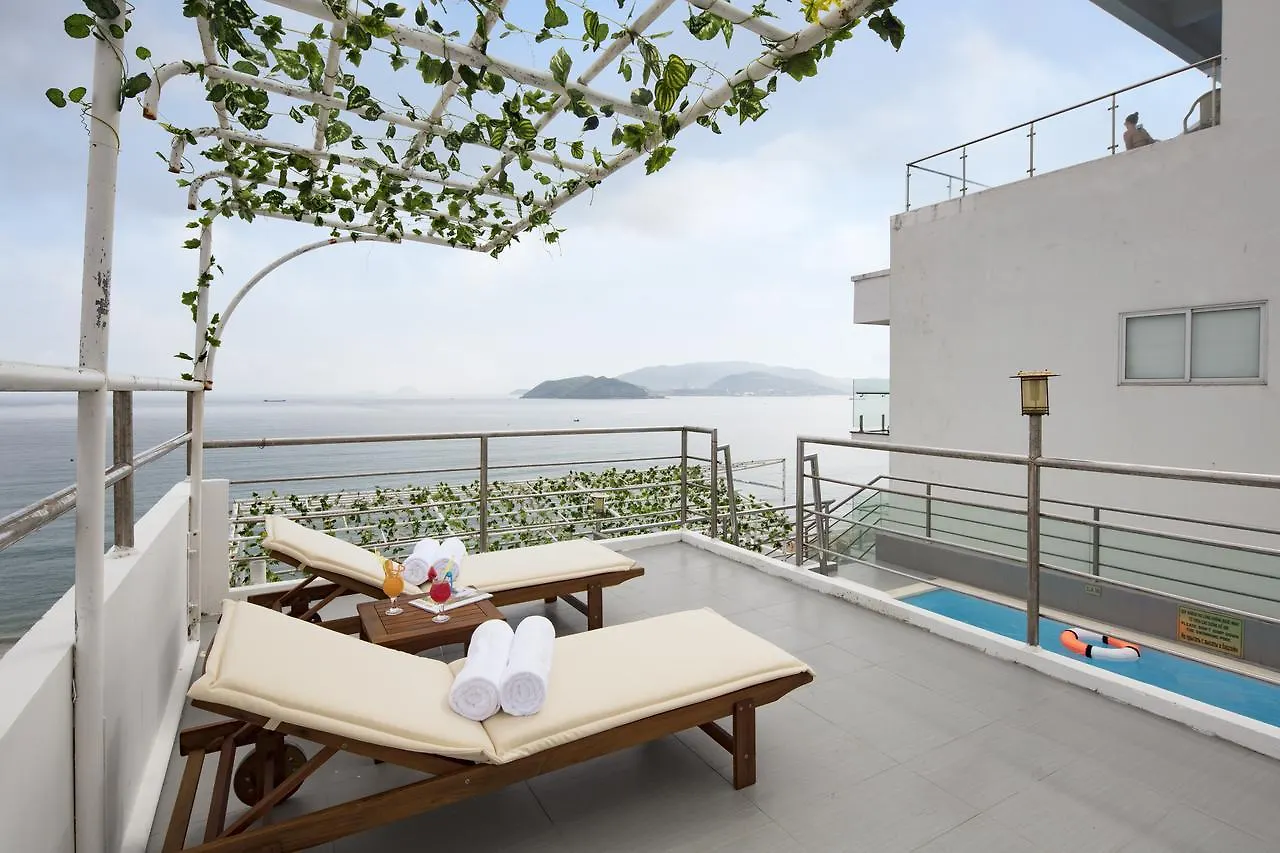 ***  Blue Pearl Hotel Nha Trang Vietnam